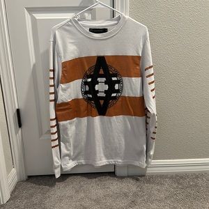 Akademiks size M